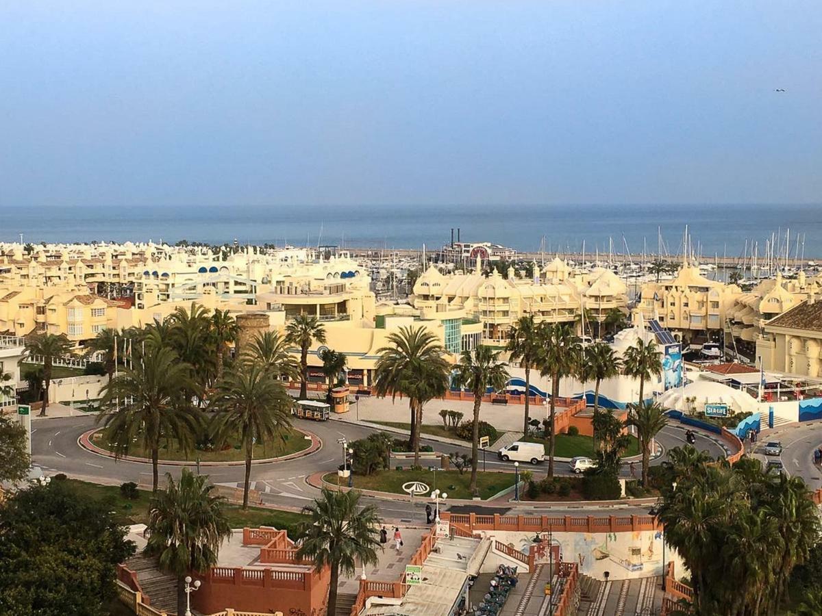 Casa De Locos Apartment Benalmadena Exterior photo